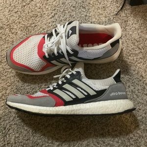 Adidas ultra boost sneakers, men’s size 9.5